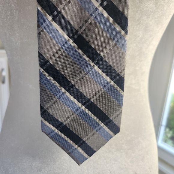 Jos. A. Bank Blue and Gray Plaid Tie - Picture 2 of 5